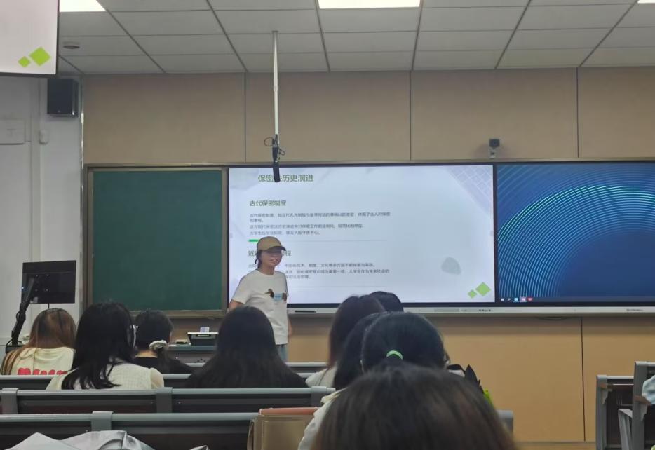 说明: cbc7b4d73a950cf2e590fd766eb55a4c
