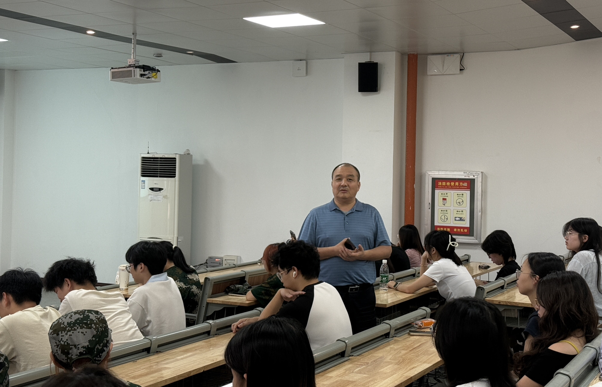 说明: 图示, 示意图
中度可信度描述已自动生成:ver1